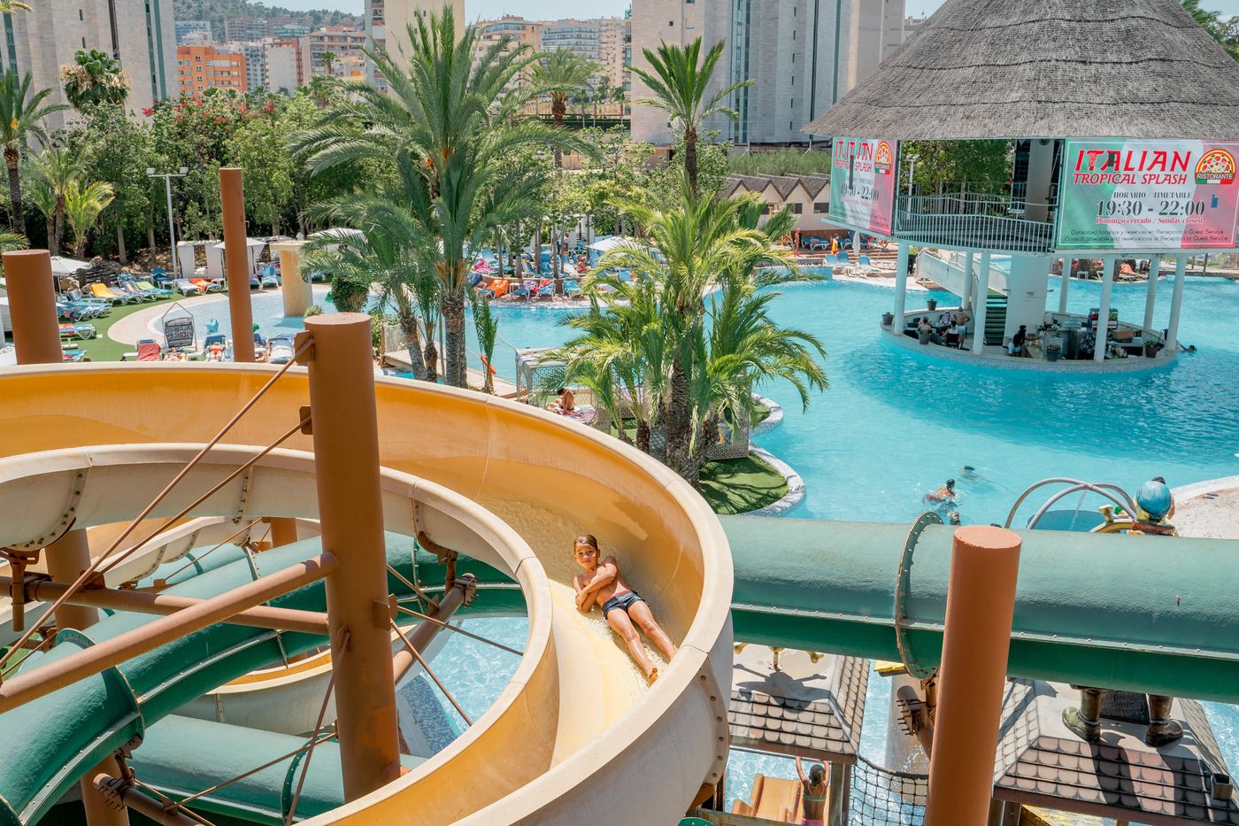 Magic Tropical Splash