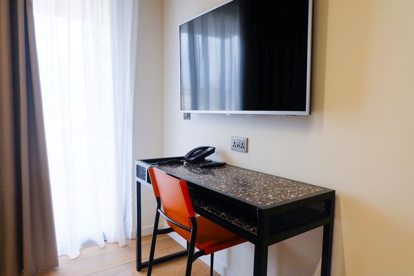 Grands-Suites-Hotel-Residences---Spa-Room-36