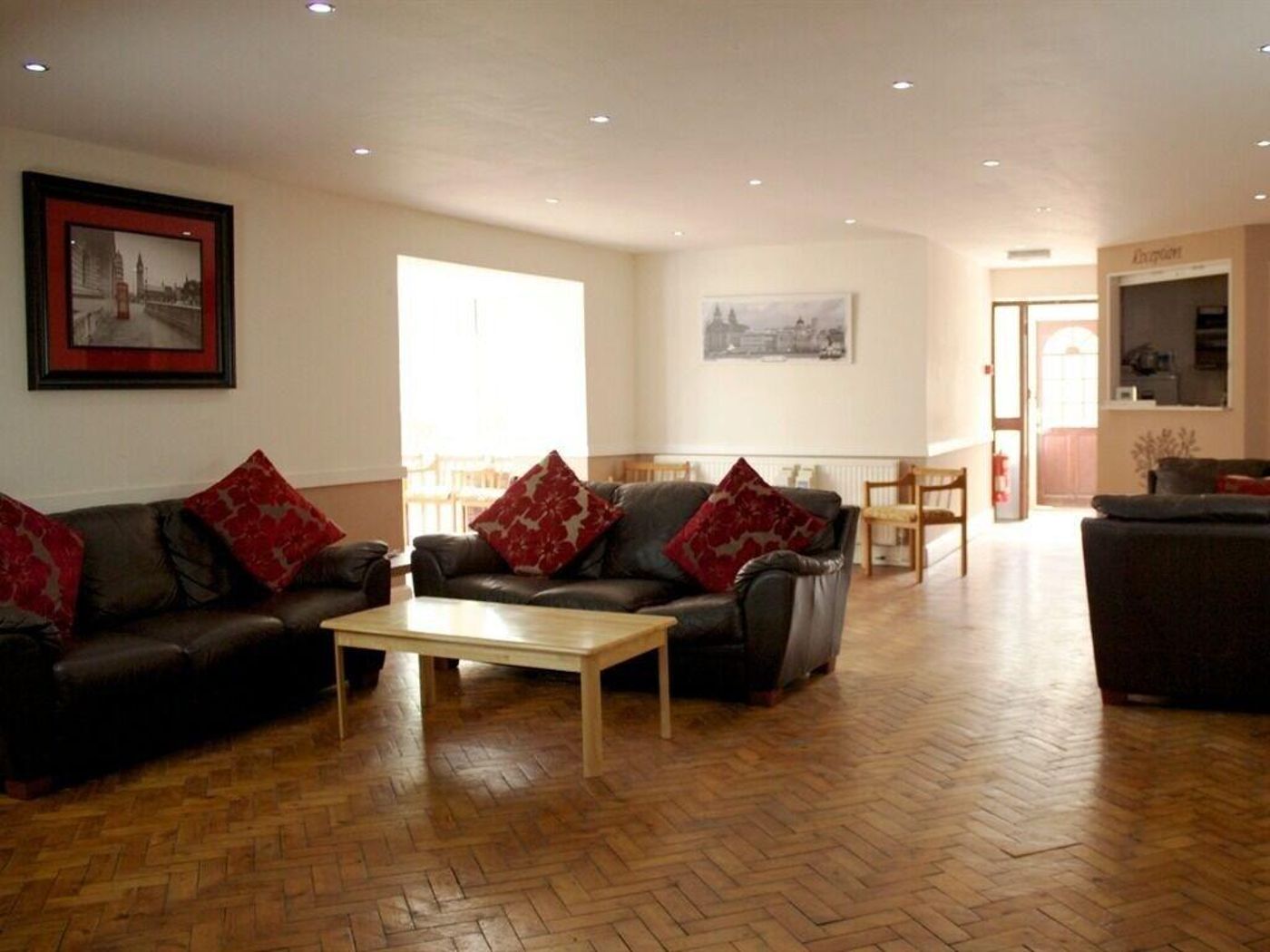 The Liver View-United Kingdom-WALLASEY-Lobby-6