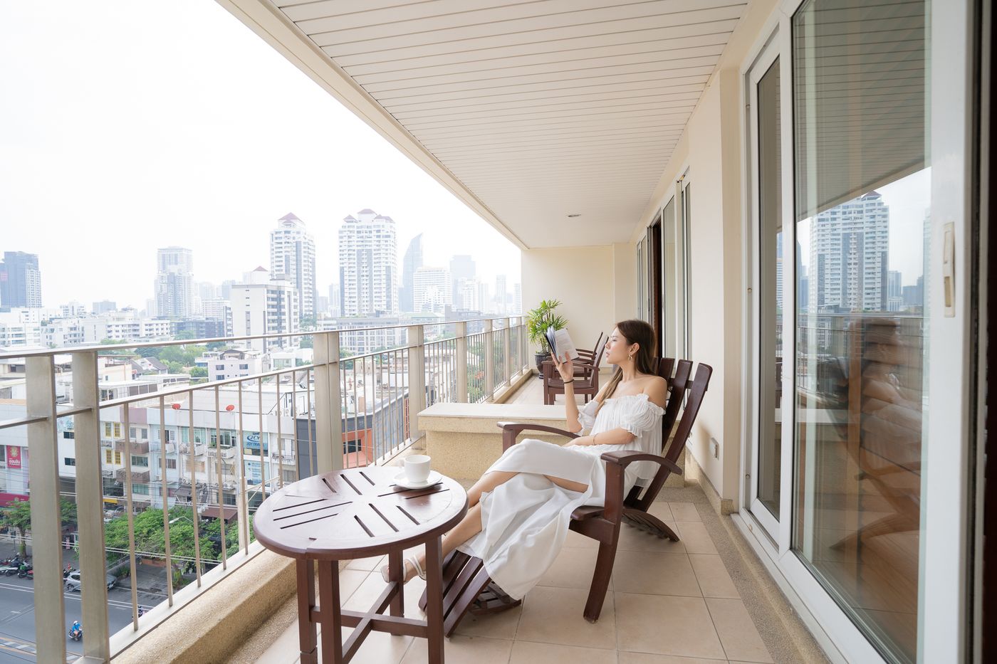 Centre-Point-Sukhumvit-Thong-Lo-Terrace-2