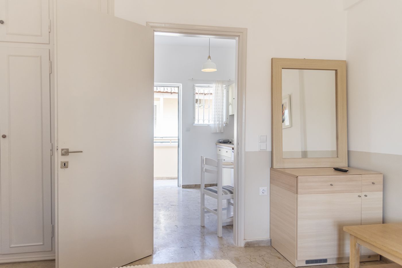 ELE-NAS-bohotel---Annex-Apartments-Room-45