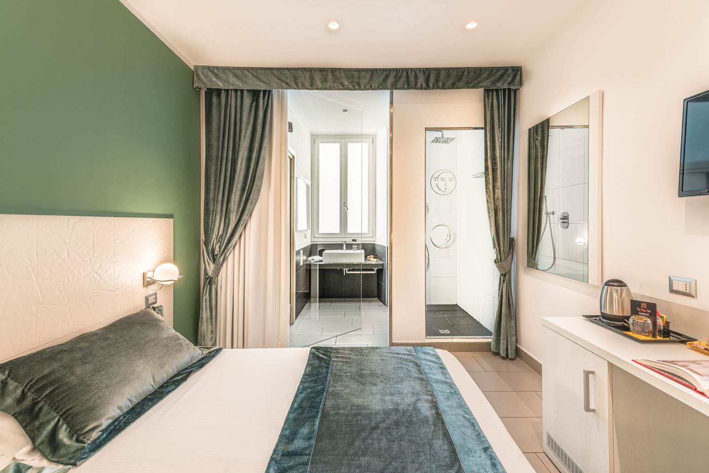 Trevi-Palace-Hotel-Room-5