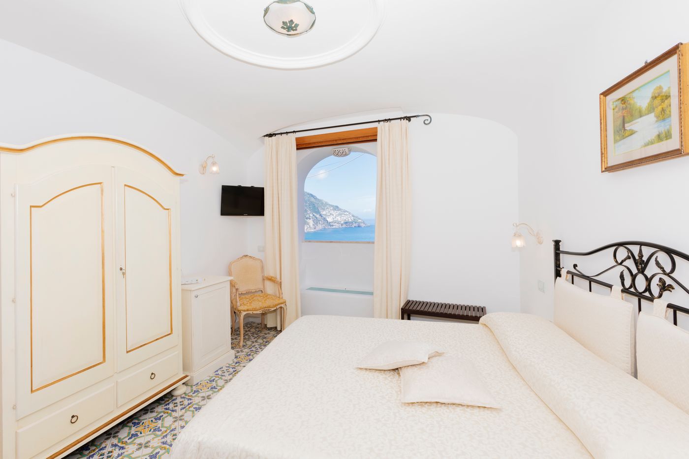 Hotel-Conca-D-Oro-Room-15