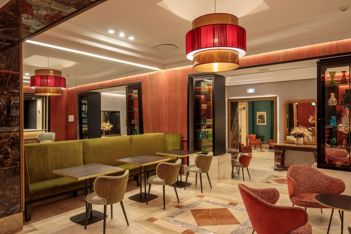 Hotel-Diana-Roof-Garden-Rome-Lobby-18