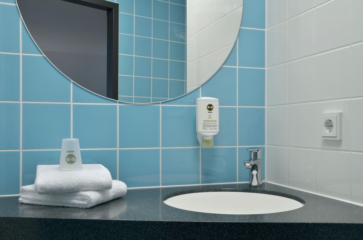 B&B Hotel Nürnberg-City-Germany-Nuremberg-Room-5