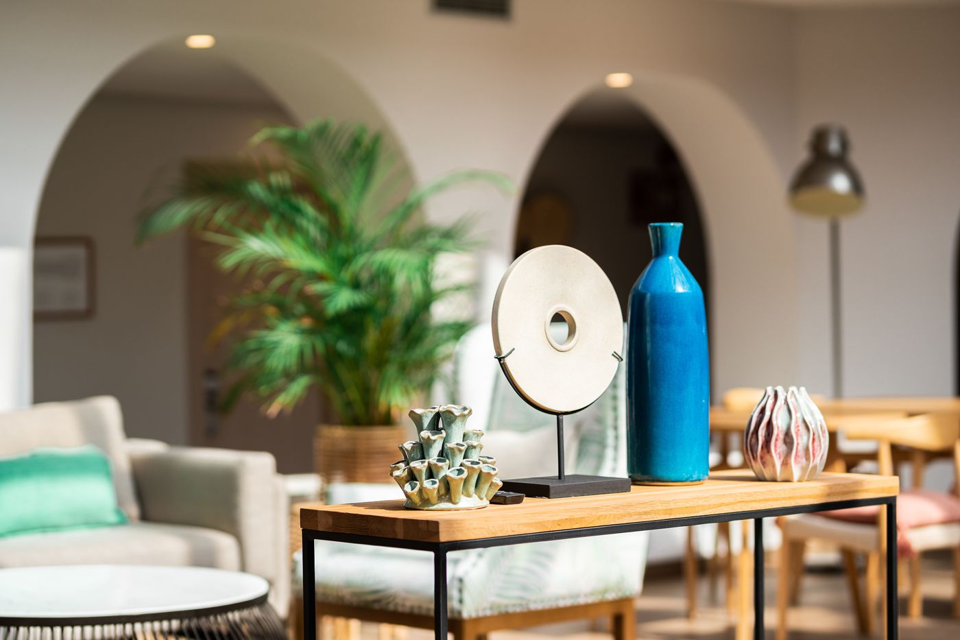 Hotel-LIVVO-Puerto-de-Mog--n-Lobby-23