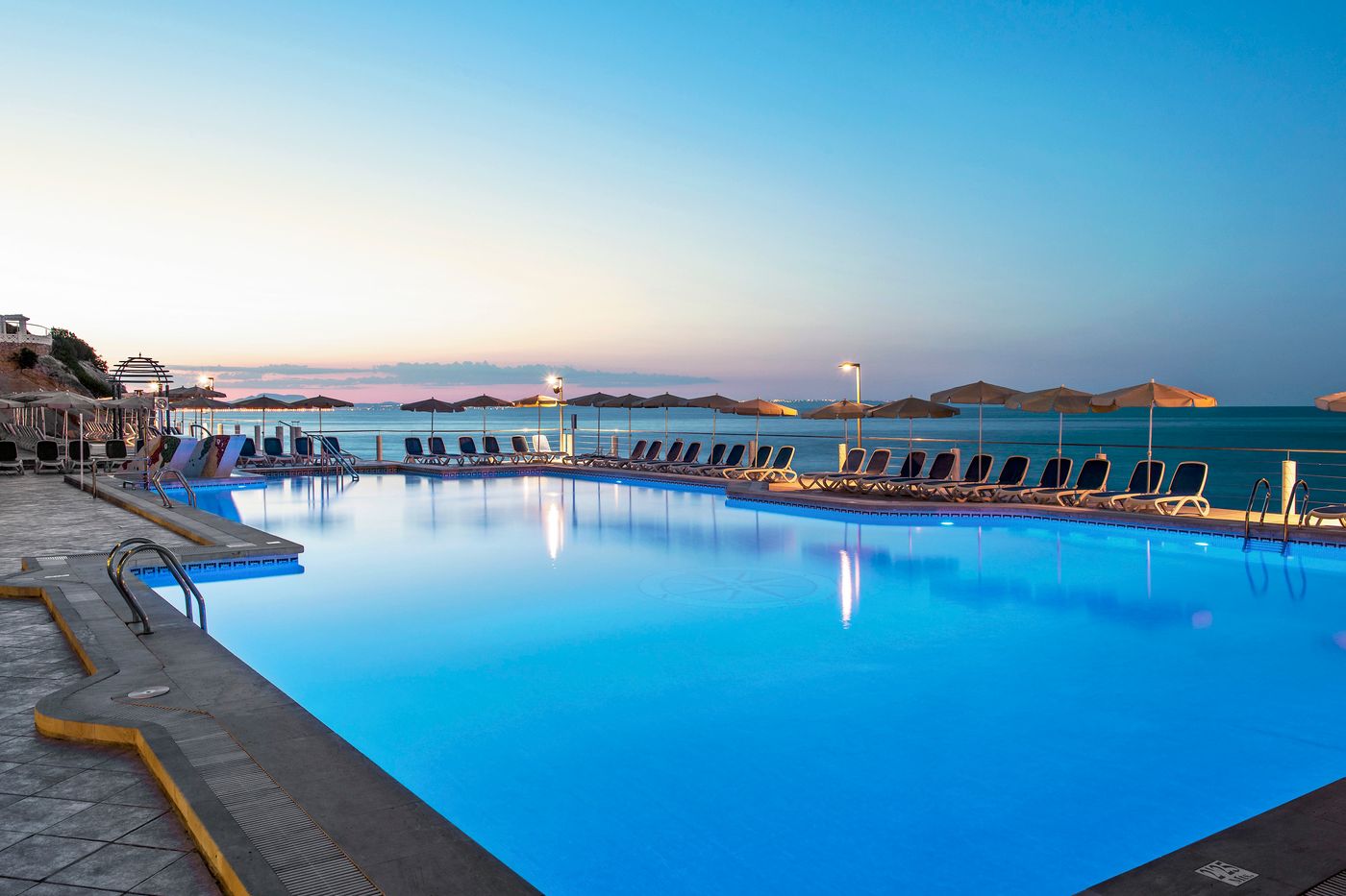 Globales Cala Viñas - Adults Only