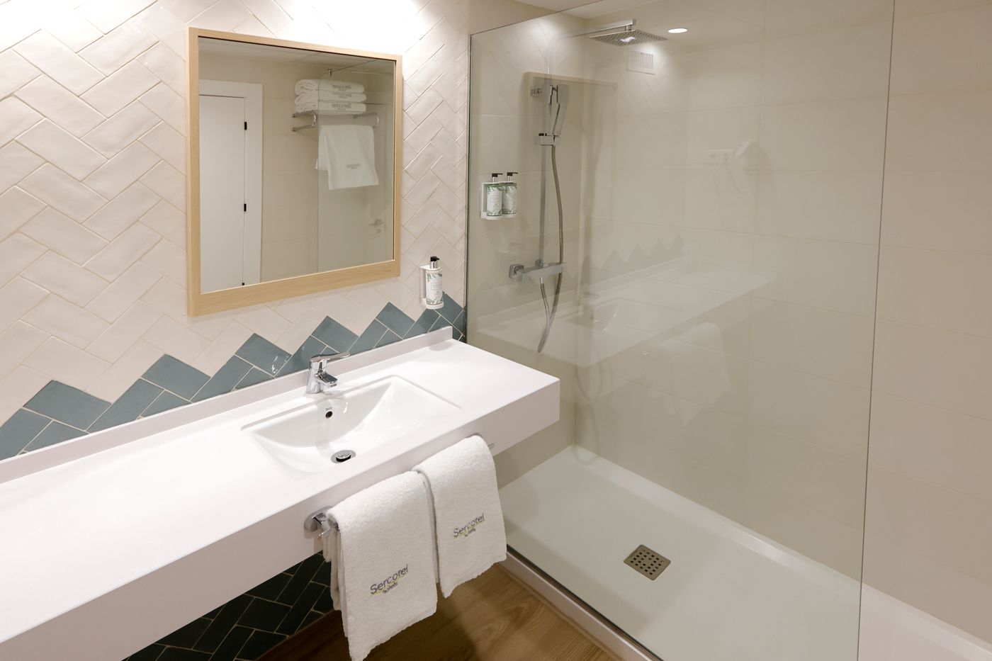 Sercotel-Carlos-III-Room-26