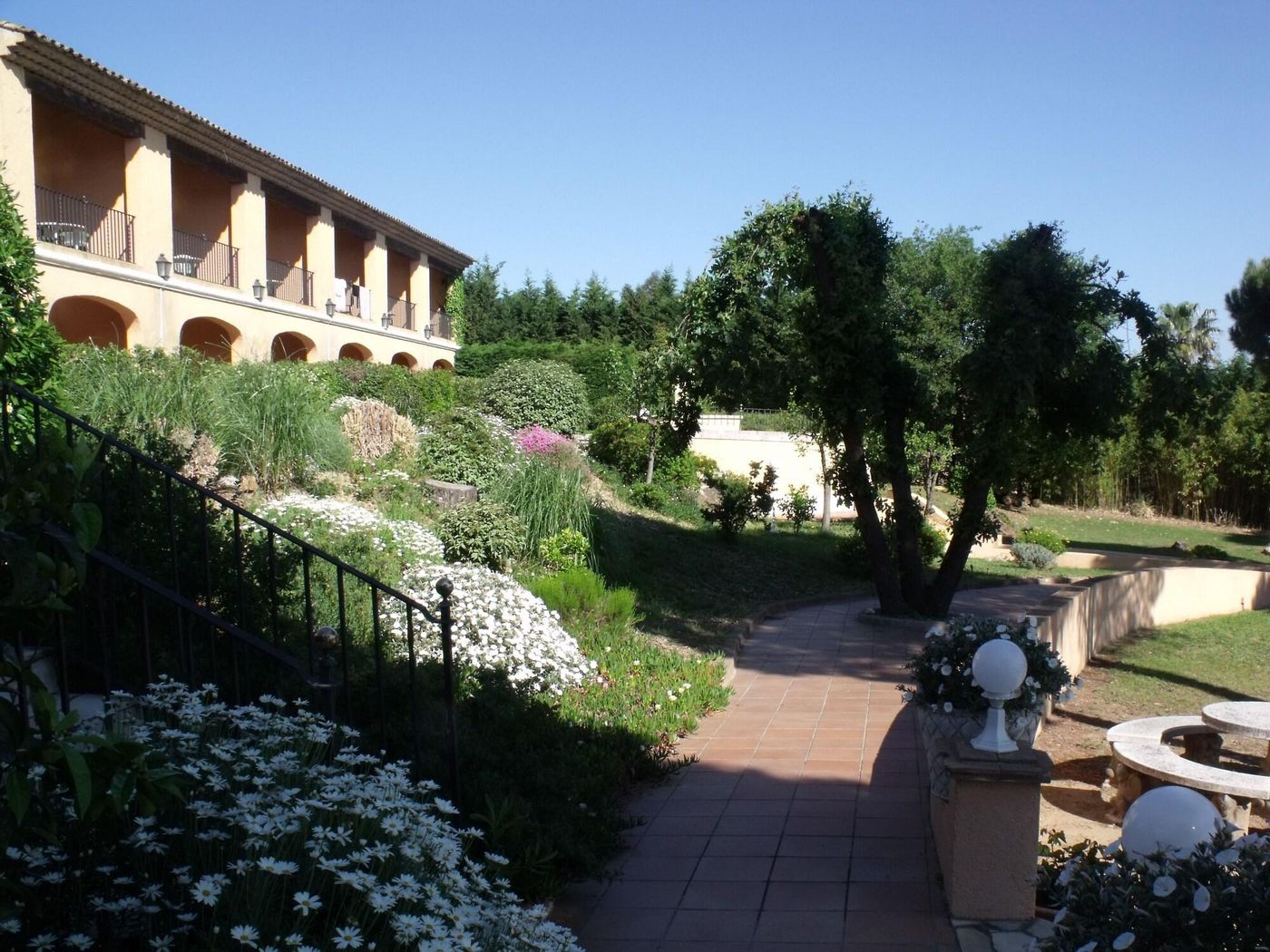 Hotel-La-Romarine-General-view-3