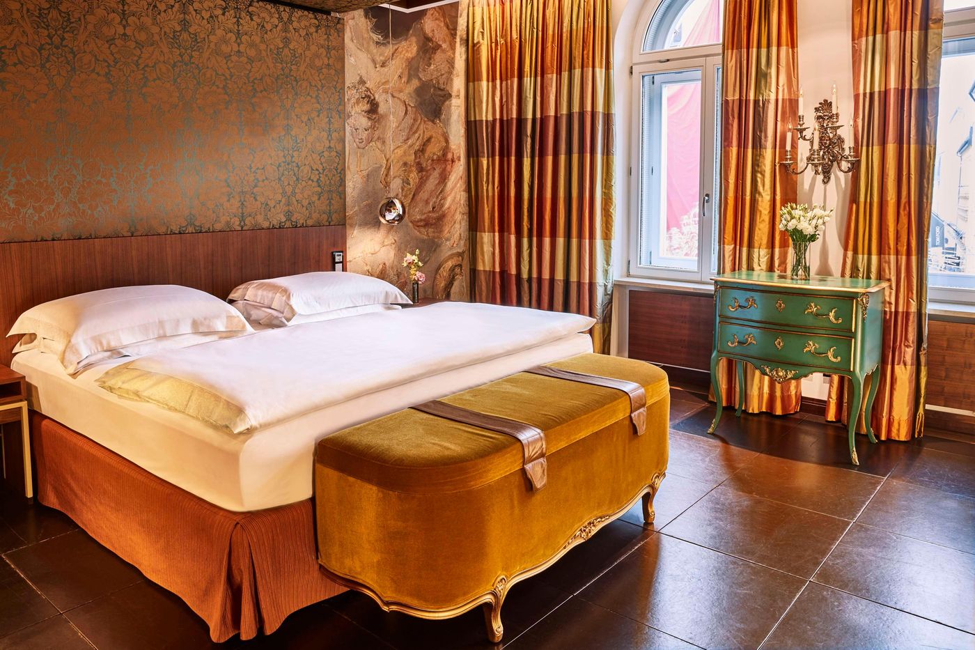 Hotel-Vier-Jahreszeiten-Kempinski-Munich-Room-61