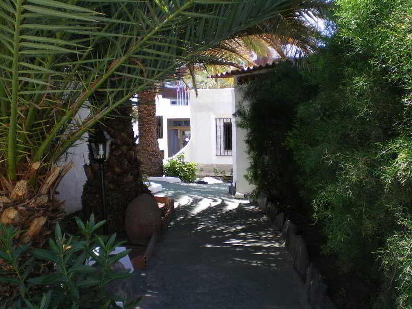 Tenesoya--Gay-Men-Exclusive--General-view-11