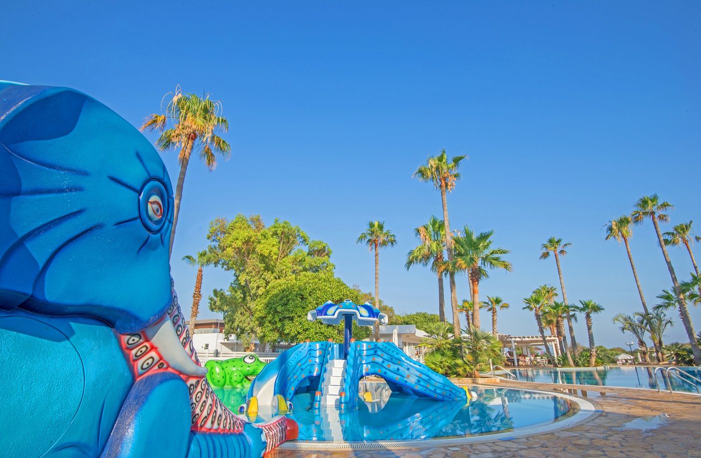 Dome-Beach-Hotel-Pool-18