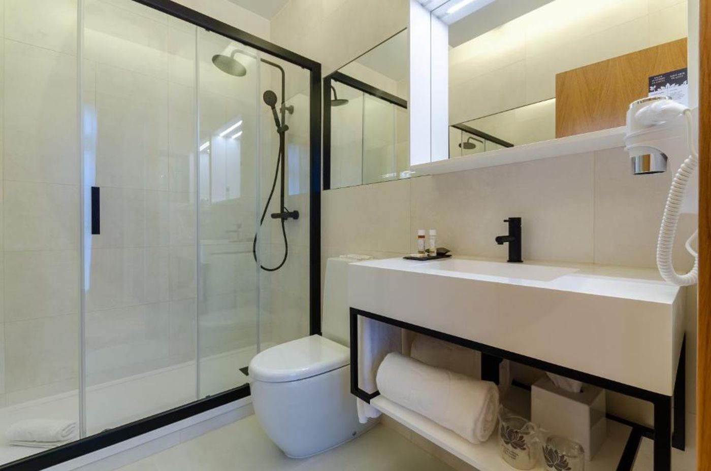 Rossio-Plaza-Hotel-Room-48