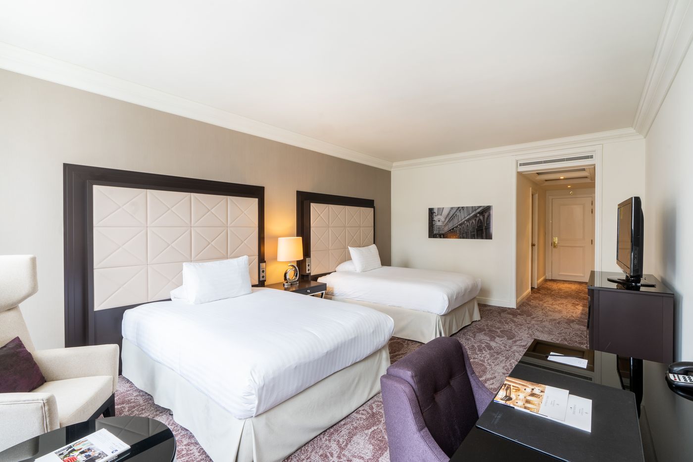 Steigenberger-Icon-Wiltcher-s-Room-17