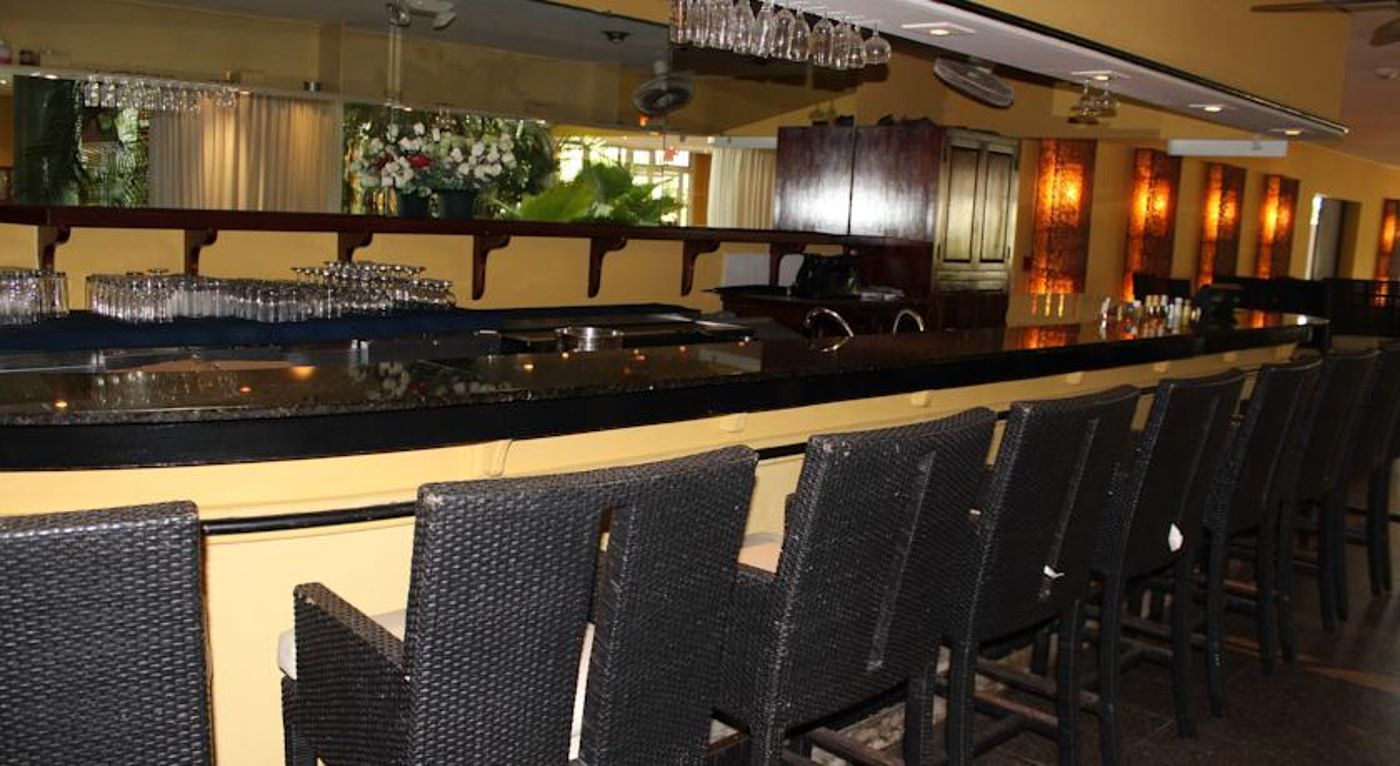 Grand Royal Antiguan