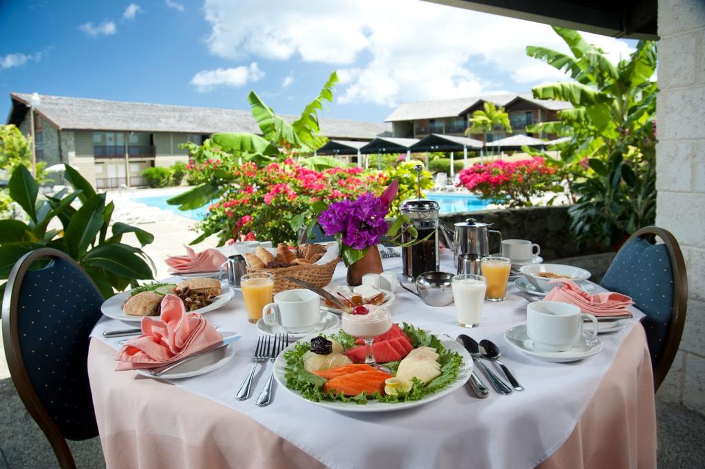 Mount-Irvine-Bay-Resort-Restaurant-8