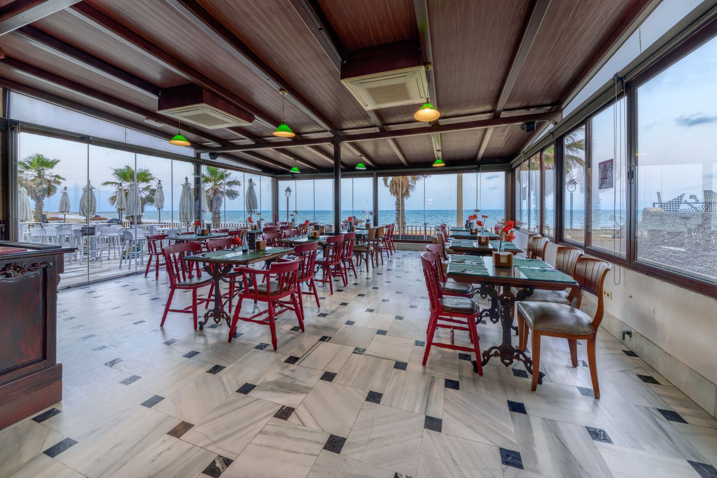Playa-de-Regla-Restaurant-43