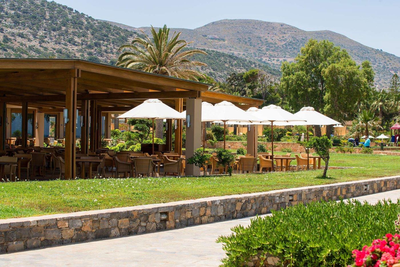 Kernos-Beach-Restaurant-4