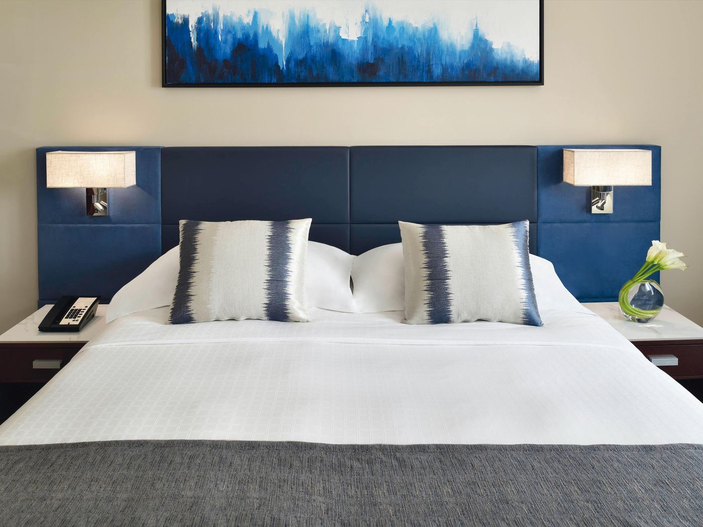 Movenpick-Bur-Dubai-Room-23