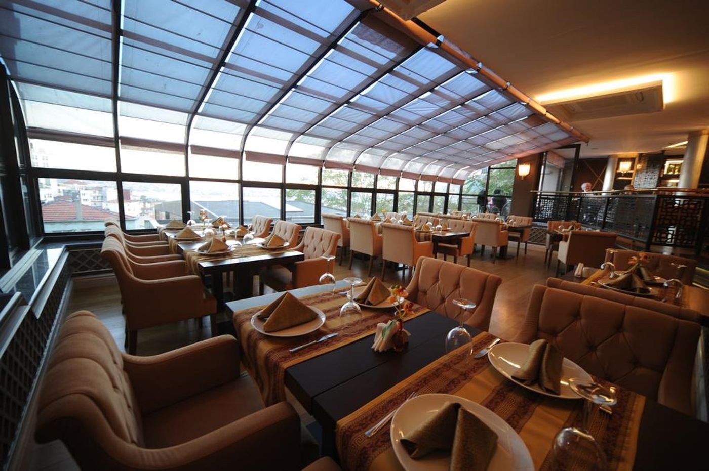 Grand-Star-Restaurant-44