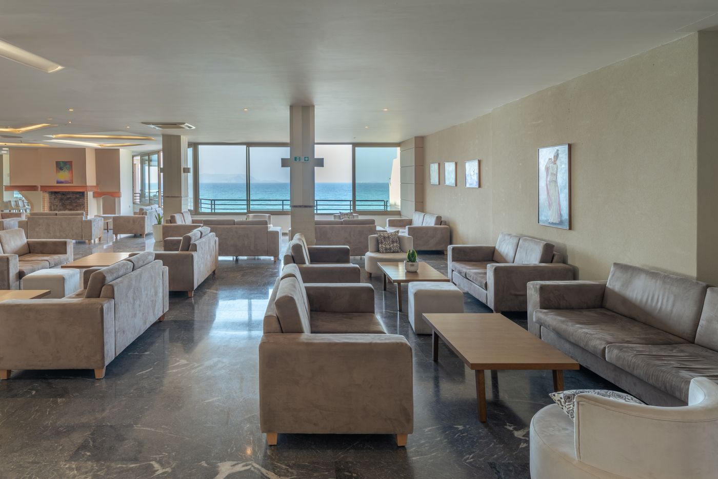 Themis-Beach-Hotel-Lobby-45