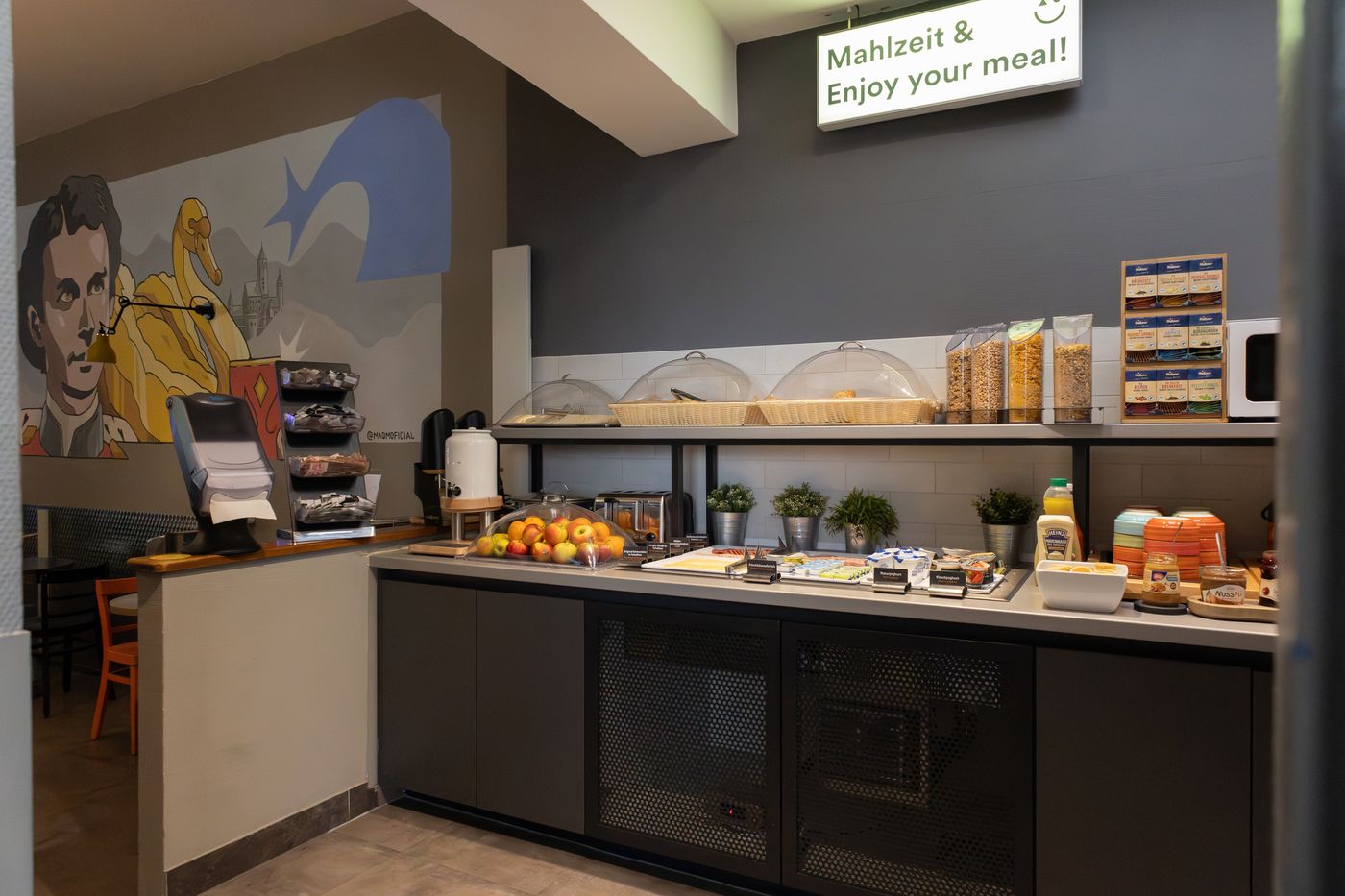 A-O-Munich-Central-Station-Restaurant-21