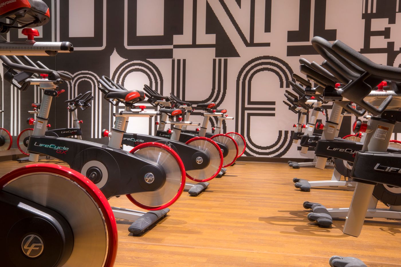 Moon-Palace-The-Grand---Cancun-Sports-and-Entertainment-92