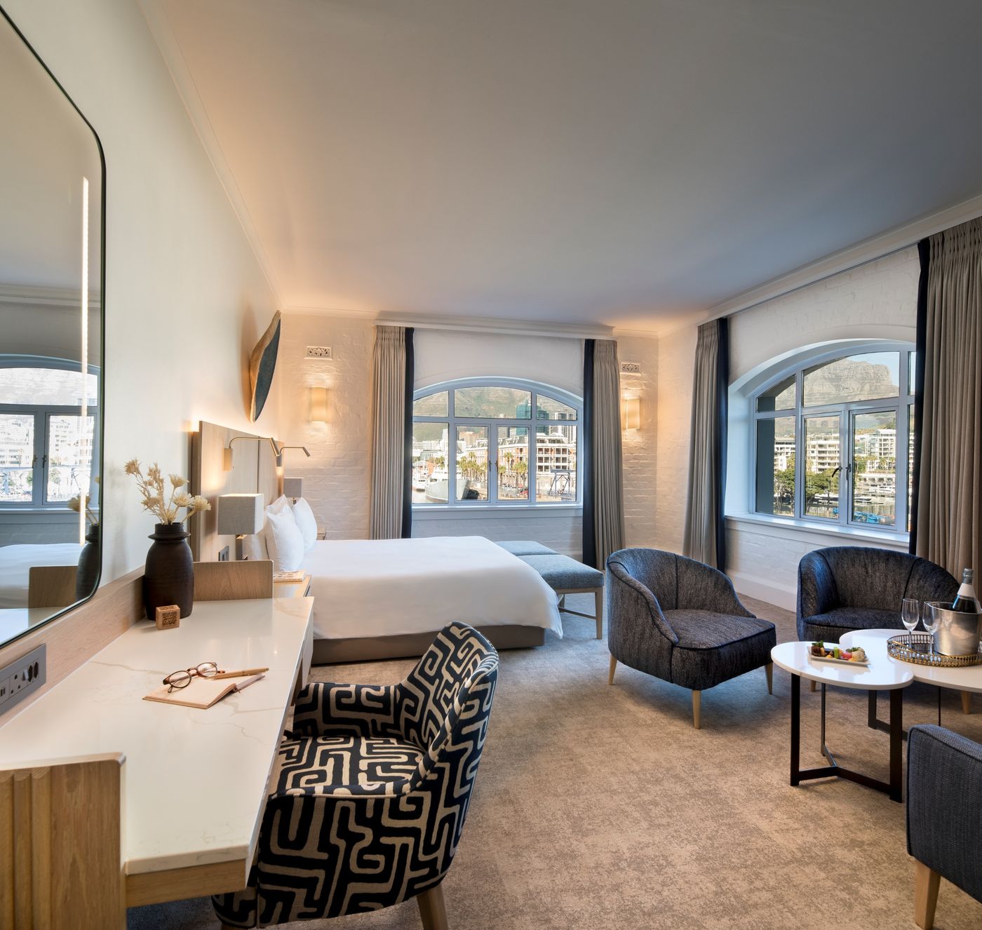 Victoria---Alfred-Hotel-by-Newmark-Room-16