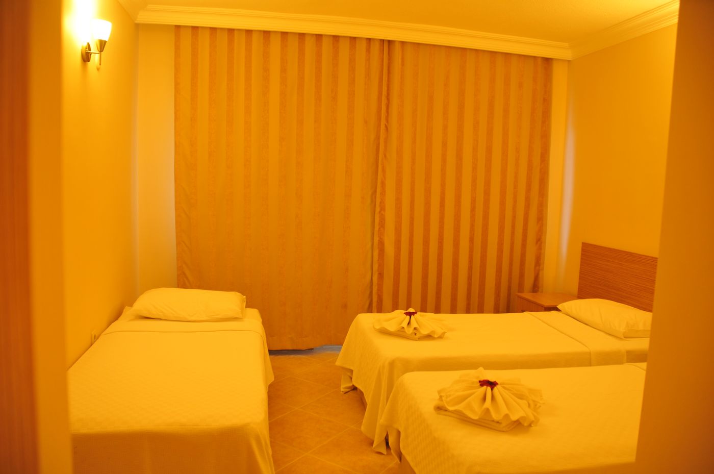 Akdeniz-Beach-Hotel-Room-44