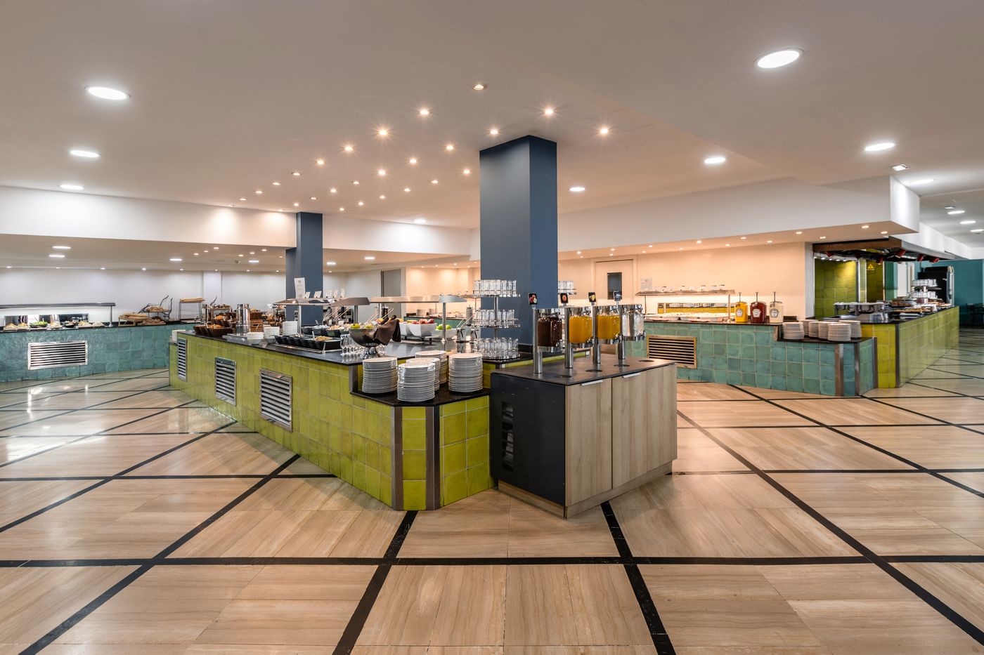 Catalonia-Oro-Negro-Restaurant-50