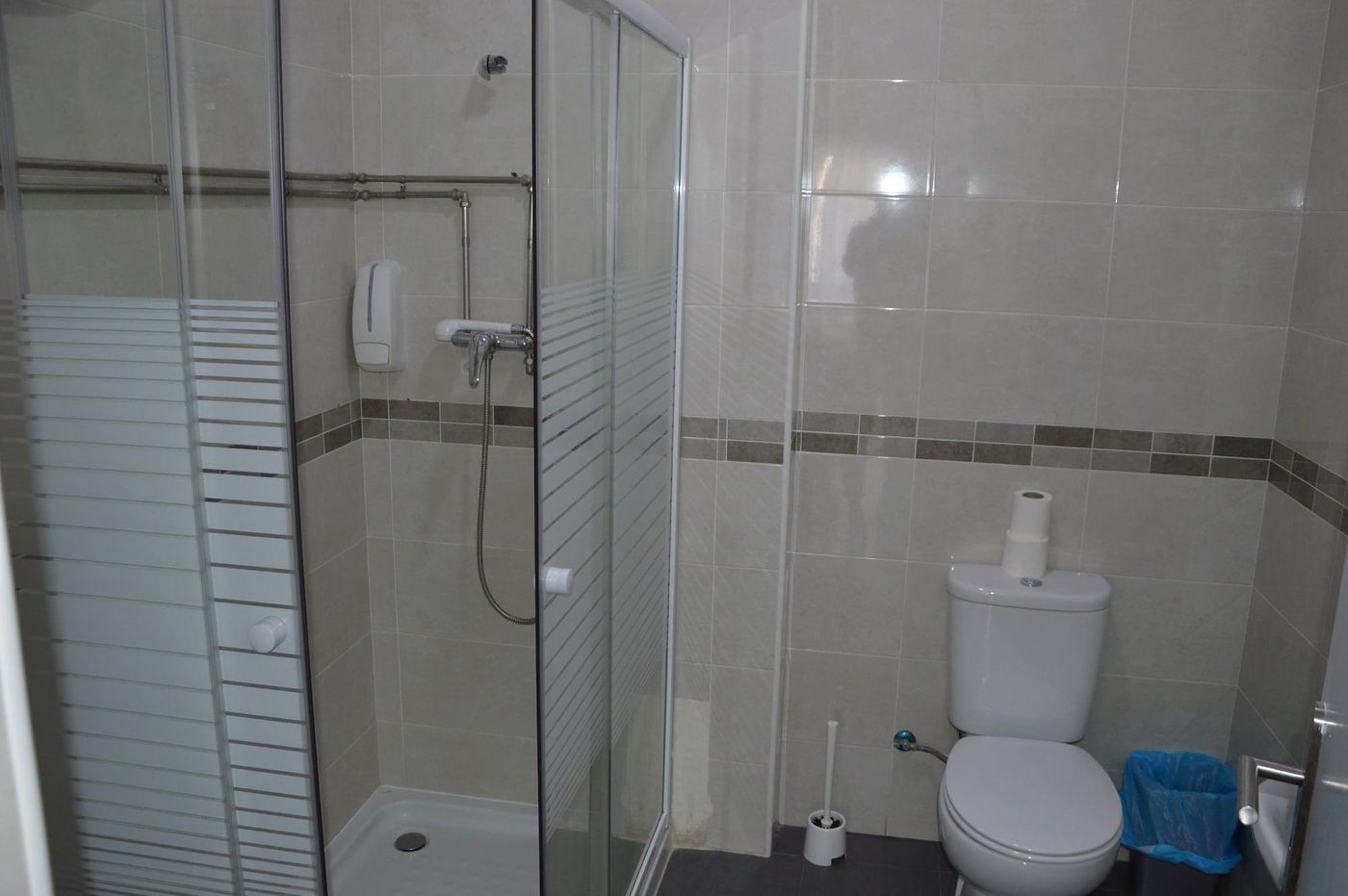 Lx-Center-Guesthouse-Room-17