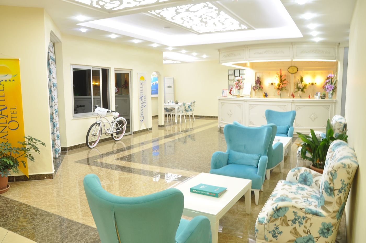 Grand-Atilla-Hotel-Lobby-32