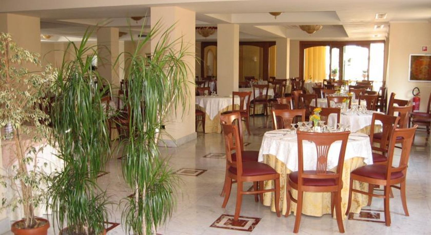 Villa-Igea-Restaurant-17