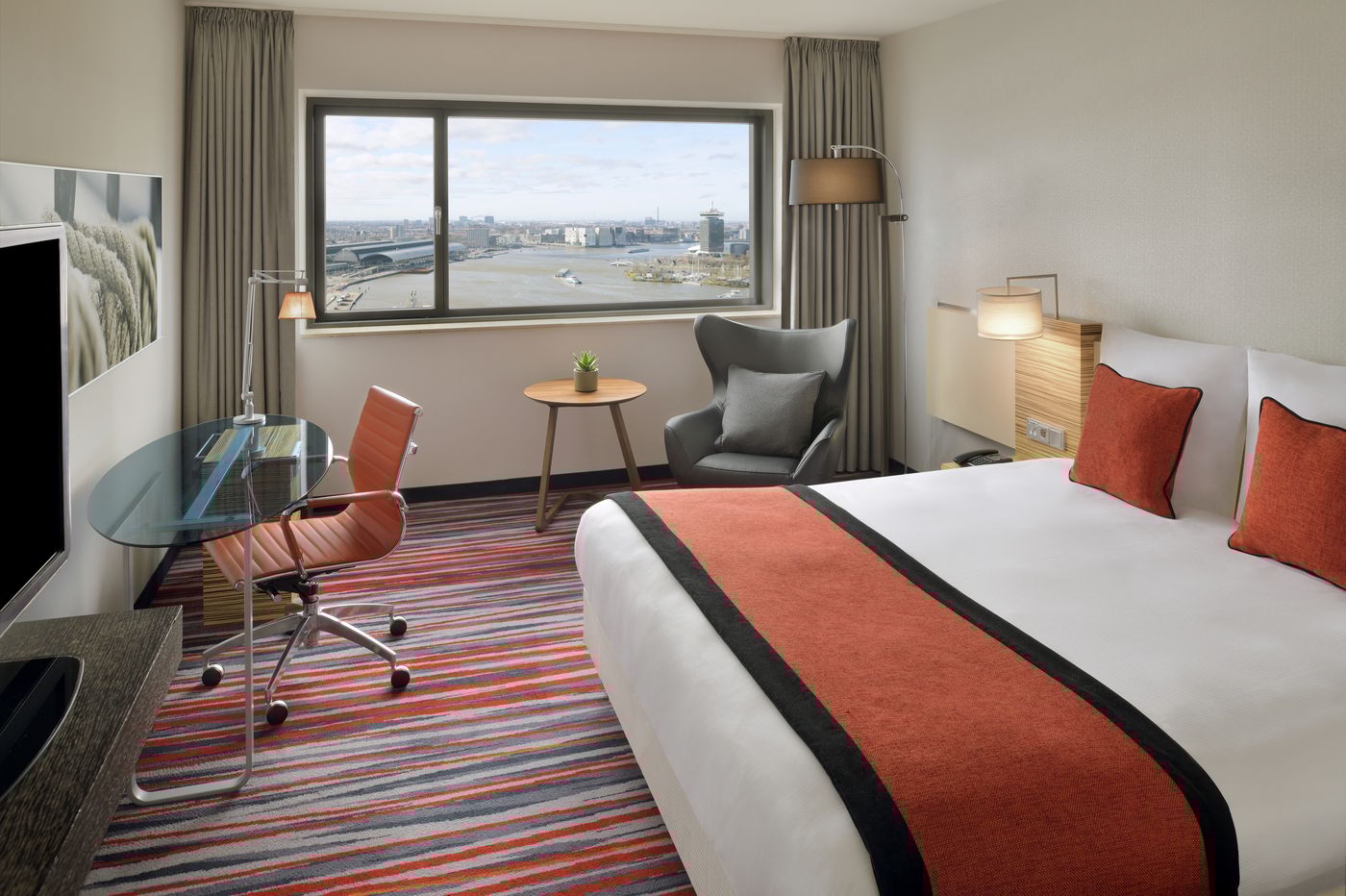 Movenpick-Amsterdam-City-Room-11