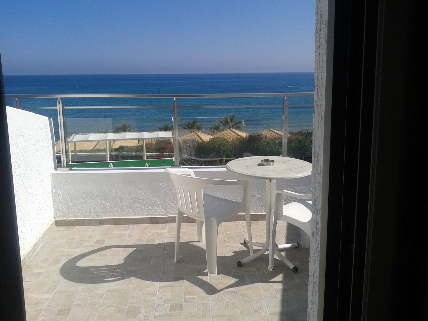 Neon-Beach-Hotel-Room-37