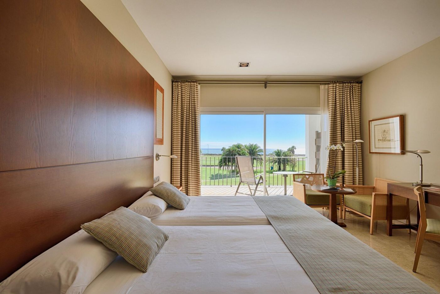 Parador-De-Malaga-Golf-Room-31