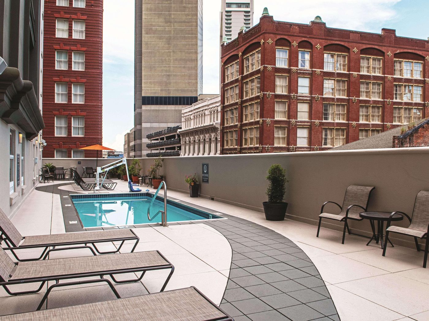 La Quinta Inn & Suites New Orleans Downtown - United States - NEW ORLEANS - Pool - 4
