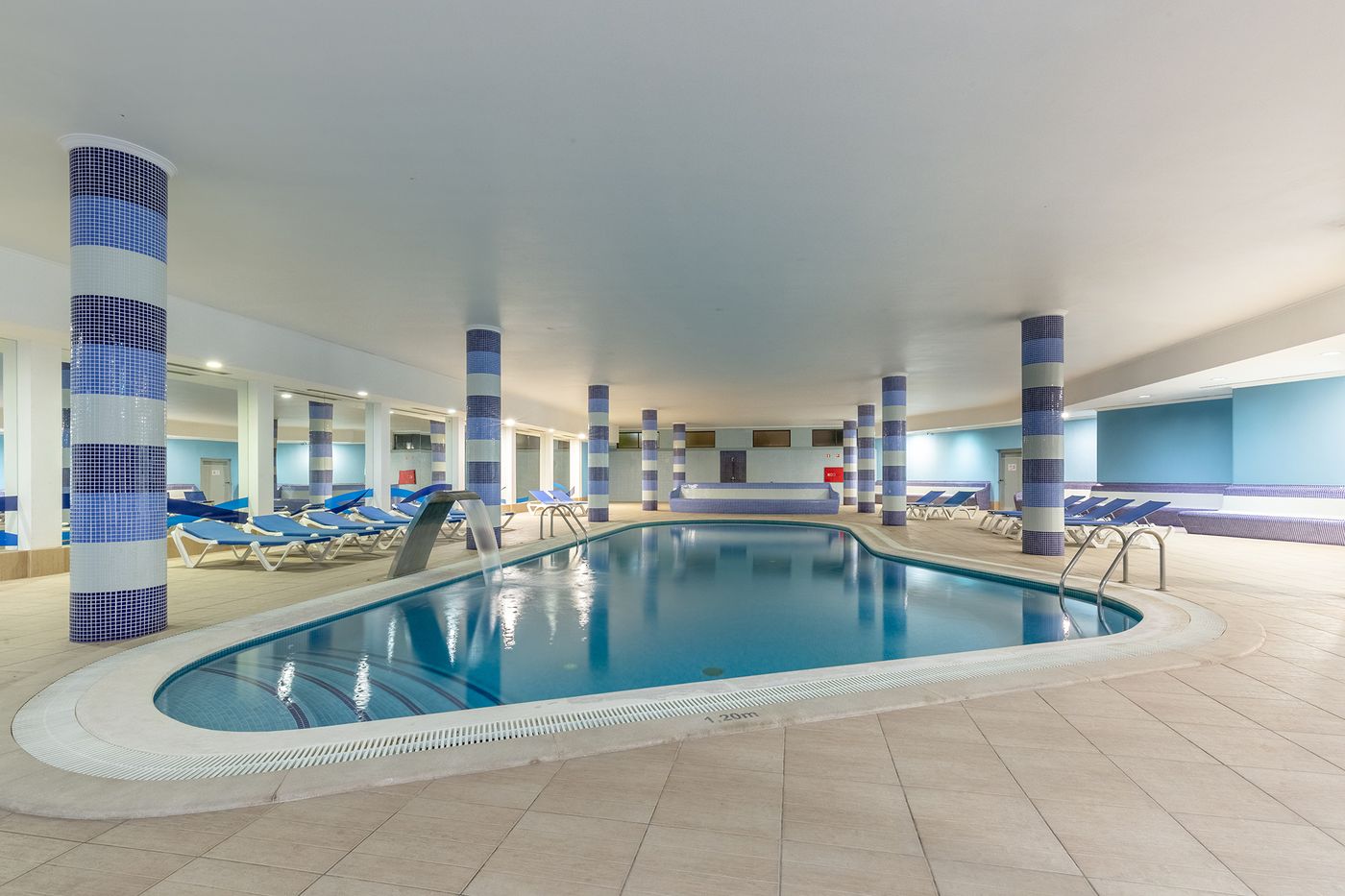 Solaqua-Apartments-Pool-64