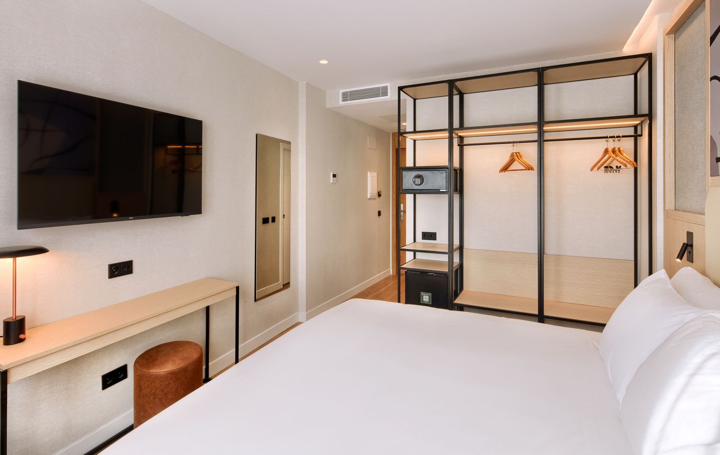 Sercotel-Rosaleda-Malaga-Room-9