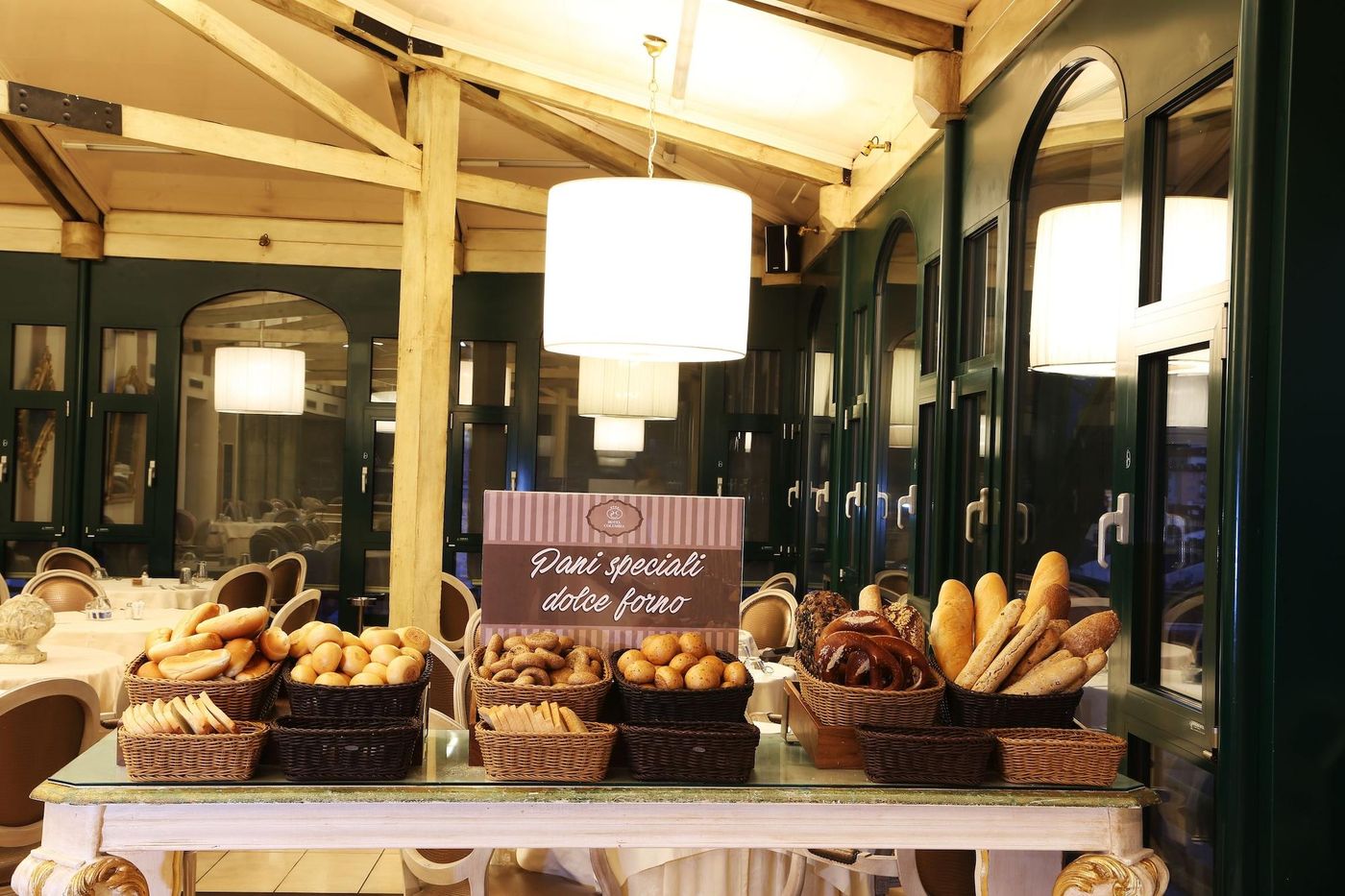 Columbia-Charming-Spa-Restaurant-79