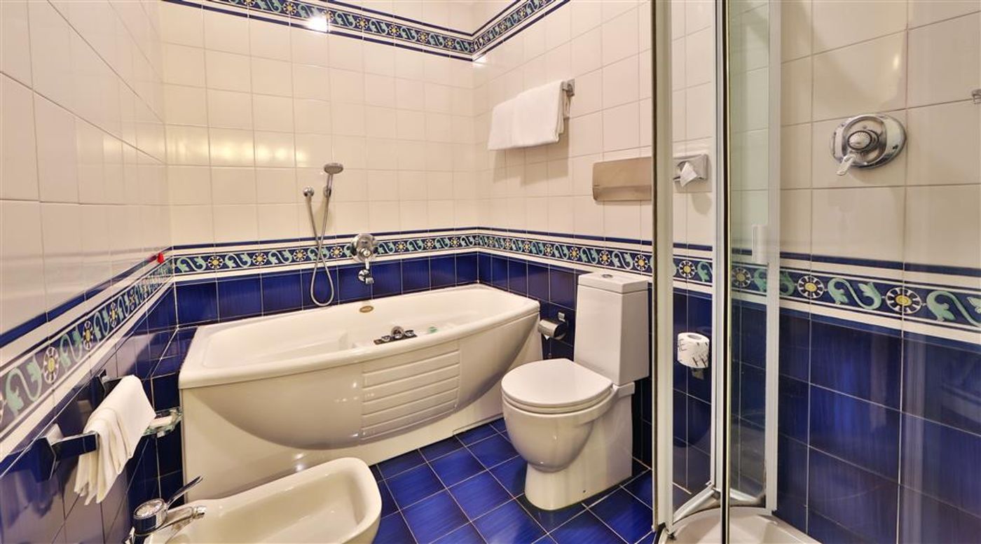 Hotel-Mozart-Room-26