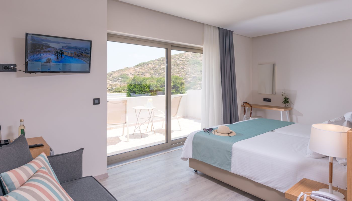 Athina-Palace-Resort---Spa-Room-28