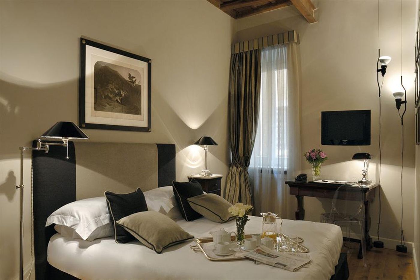 Crossing-Condotti-General-view-21