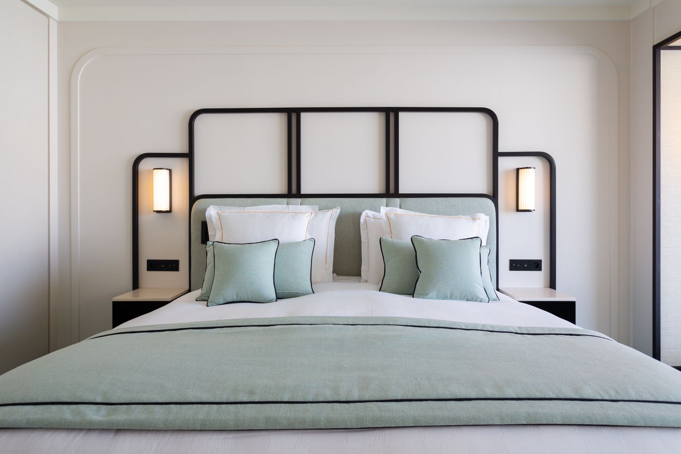 Le-Grand-Hotel-Room-36