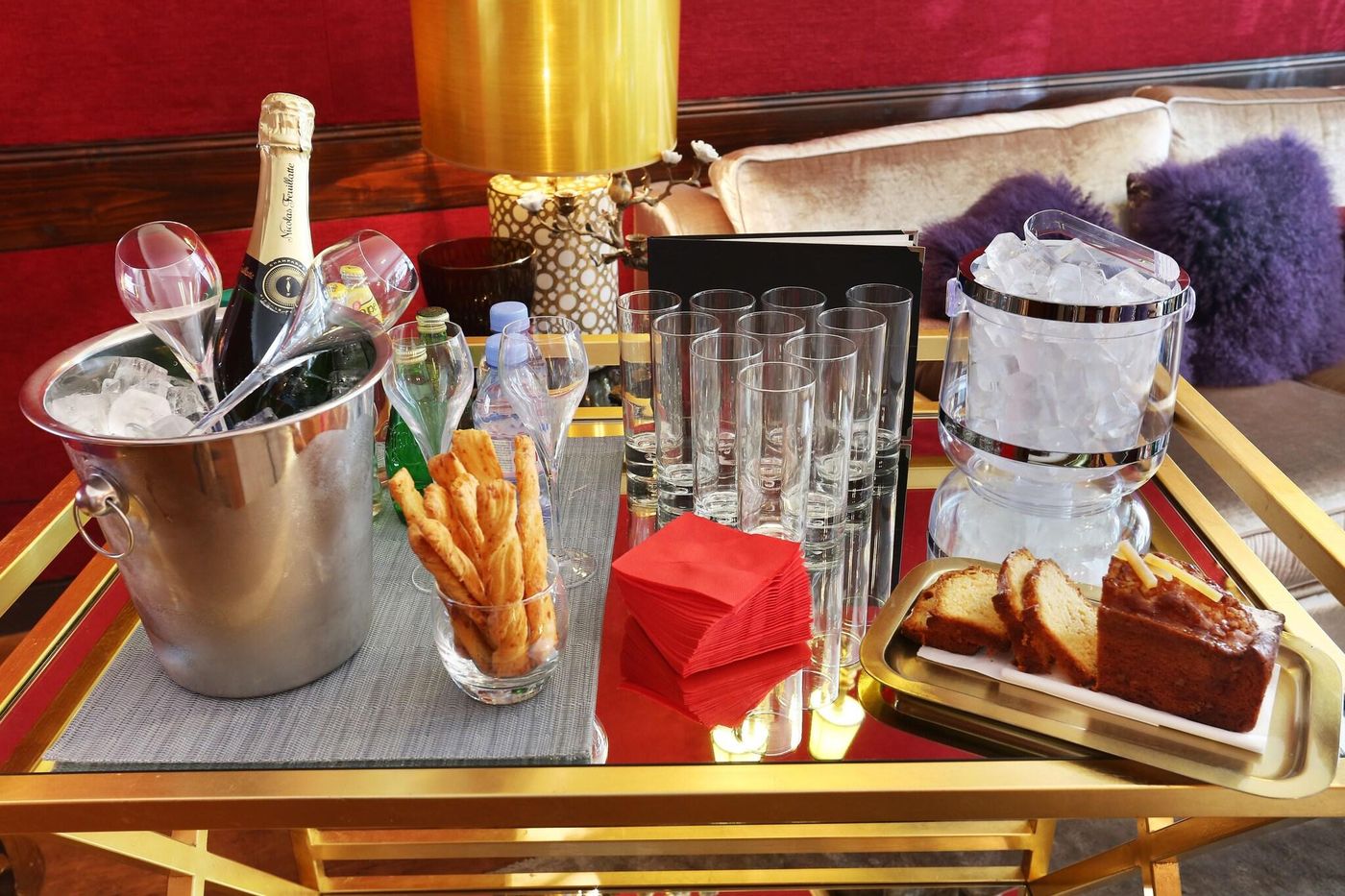 Hotel-De-Seine-Lobby-46