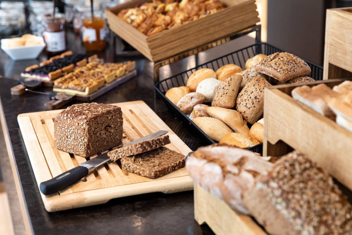 Ac-Hotel-By-Marriott-Berlin-Humboldthain-Park-Restaurant-37