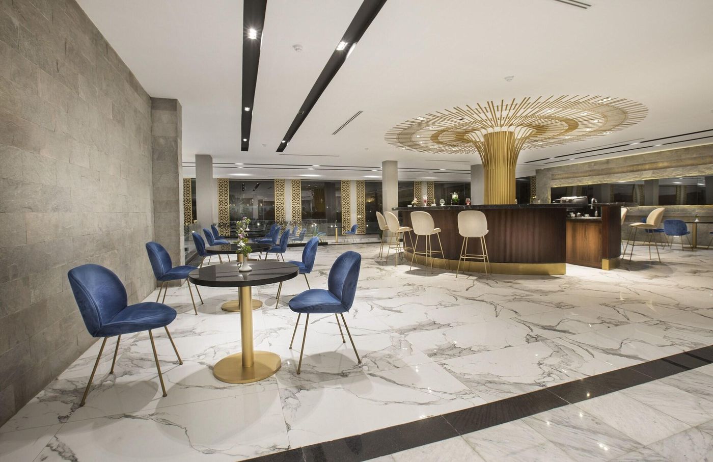 Pyramisa-Hotel-Luxor-Lobby-19