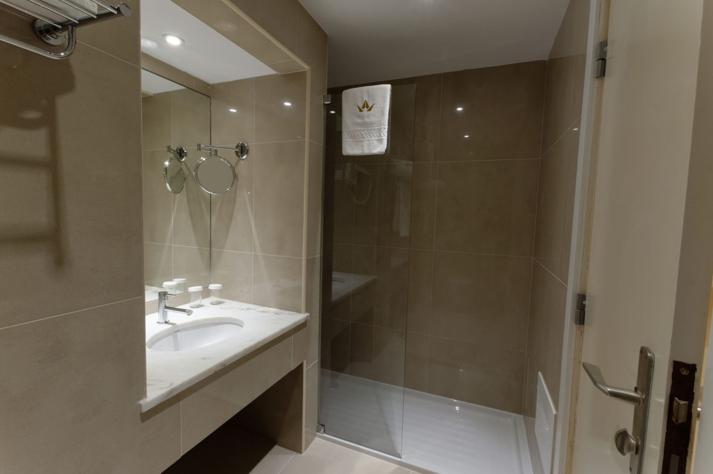 Carvoeiro-Hotel-Room-17