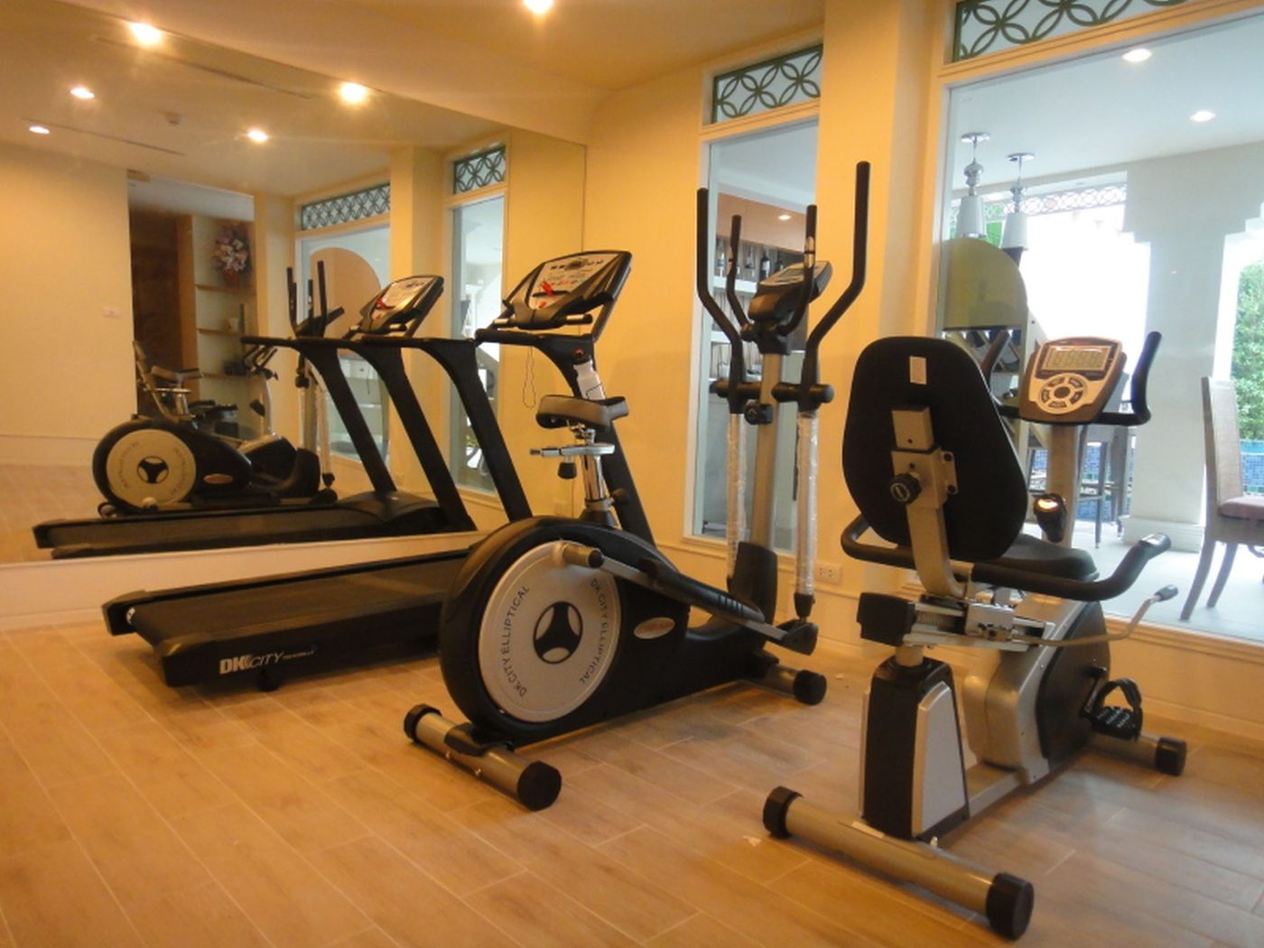 La-Petite-Salil-Sukhumvit-Thonglor-1-Sports-and-Entertainment-52