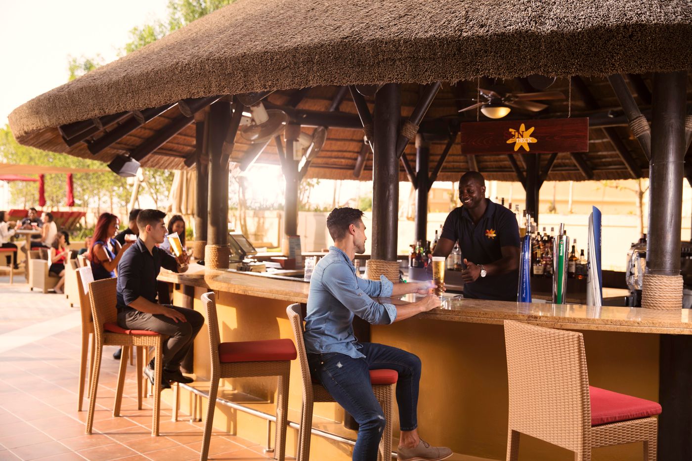 Amwaj-Rotana-Hotel-Jumeirah-Beach-Pool-19